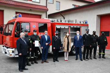 Pojazd bojowy dla OSP Nieszków